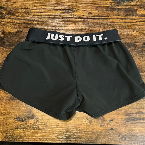 Nike Dri-Fit Shorts - Picture 5 of 5